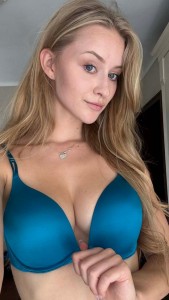 Фото проститутки Вика №2 в городе Уссурийск